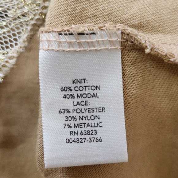 Pretty gold sleeveless top - Picture 4 of 4